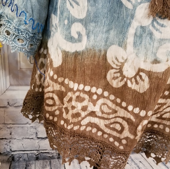 🦋SALE!S/M,L/XL🦋GORGEOUS TIEDYE EMBROIDERED TUNIC - Picture 7 of 8